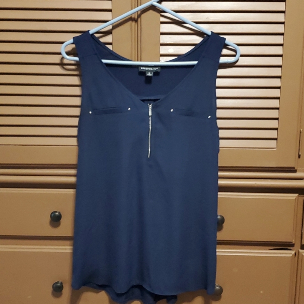 Navy Fortune+Ivy sleevless blouse M